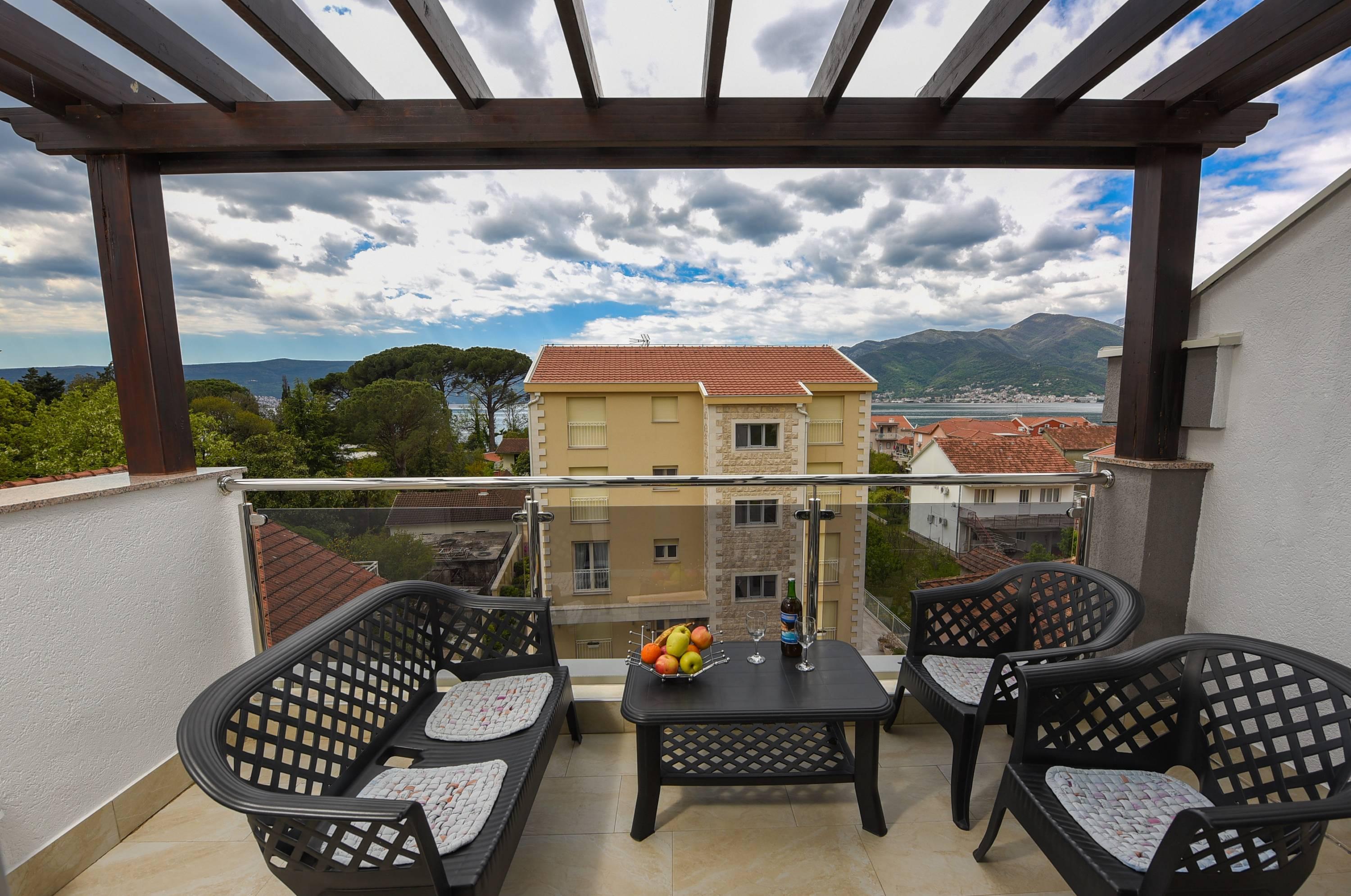 Sea Point Apart Hotel Tivat Zewnętrze zdjęcie