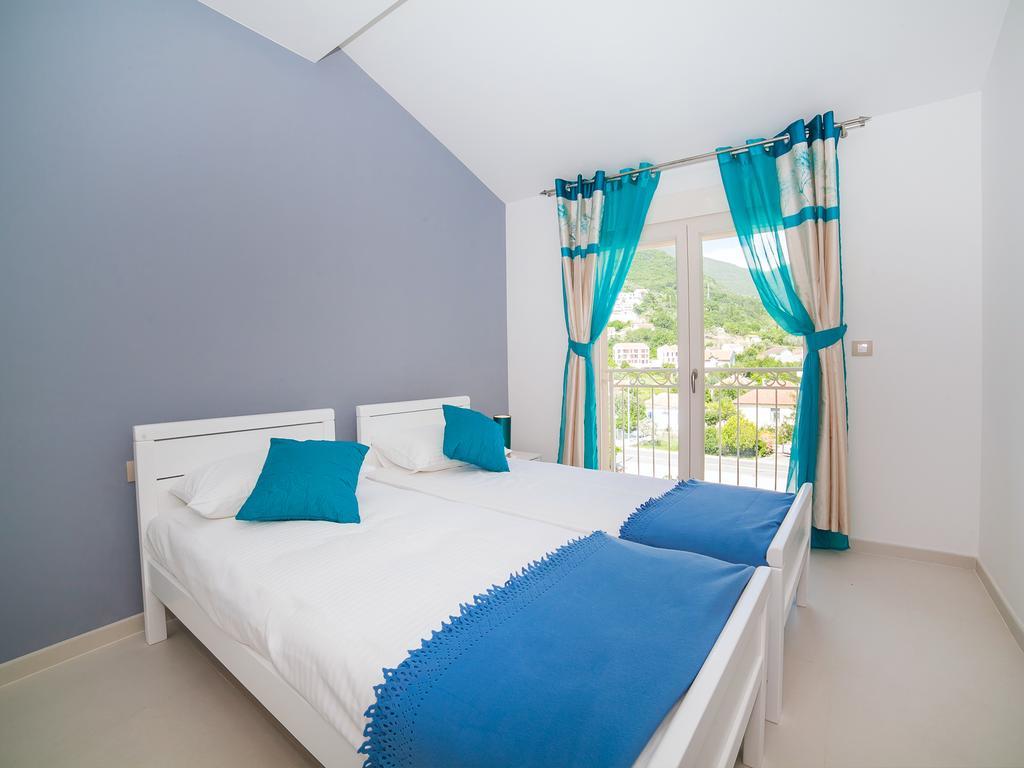 Sea Point Apart Hotel Tivat Zewnętrze zdjęcie