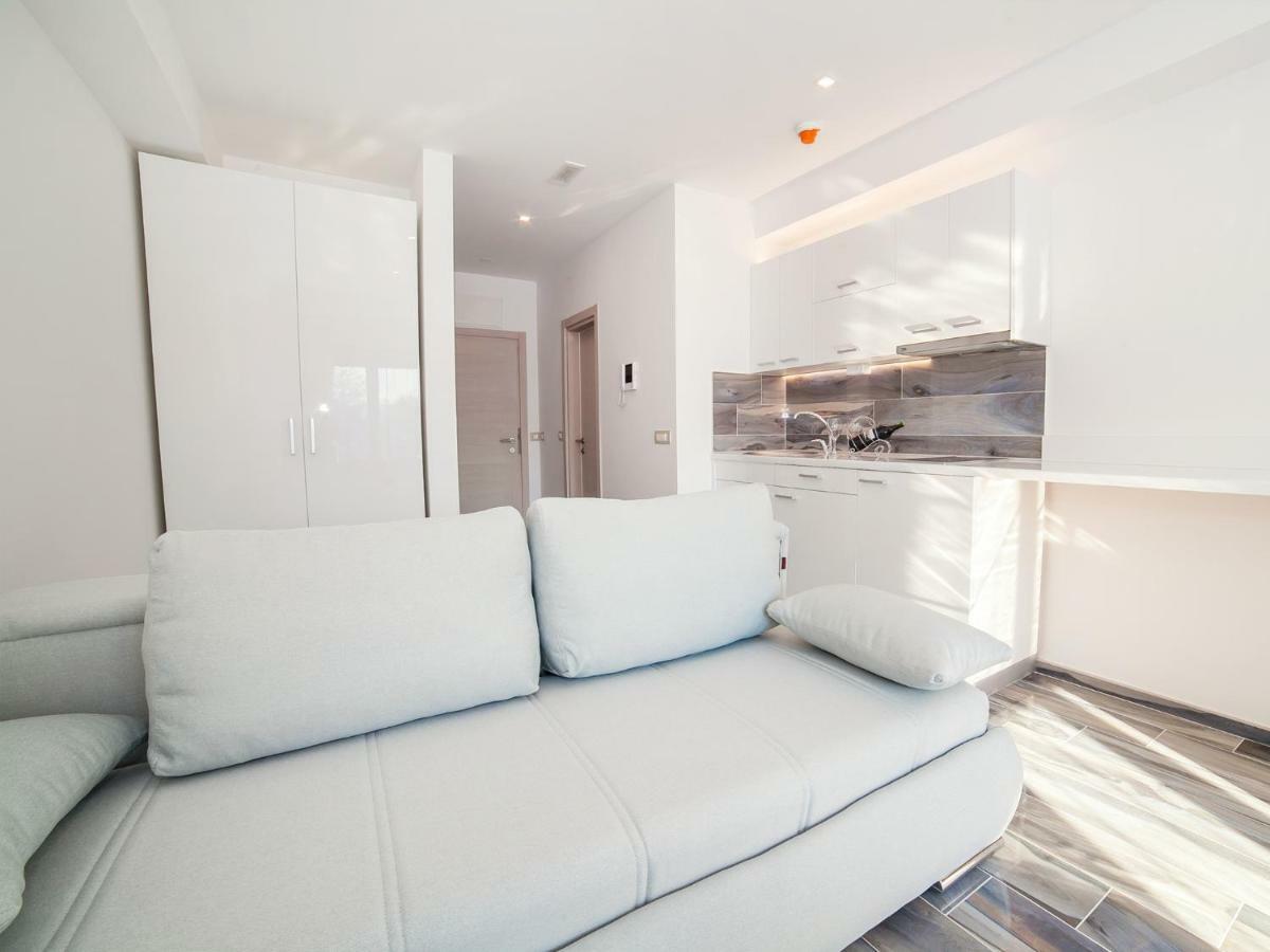 Sea Point Apart Hotel Tivat Zewnętrze zdjęcie