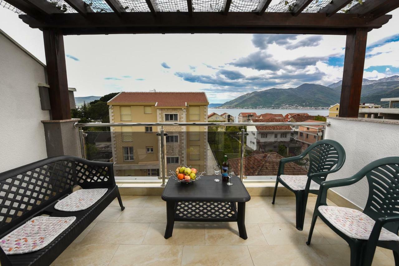 Sea Point Apart Hotel Tivat Zewnętrze zdjęcie